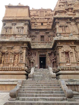 Tanjure Brahadiswara Temple Side View