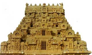 Temple structure at the entrance to the Big temple