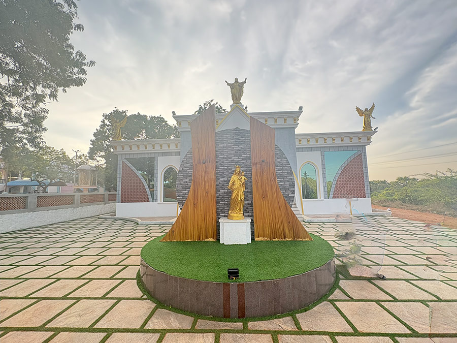 Manal Madha Shrine