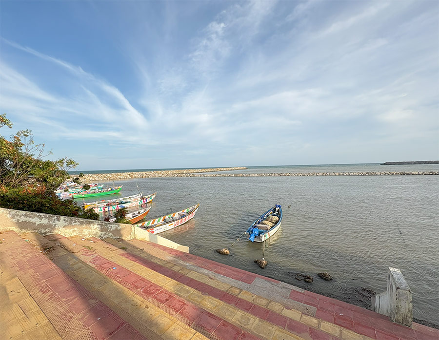 Uvari beach